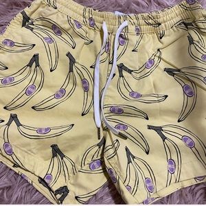 Men’s banana shorts